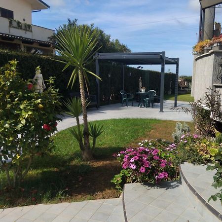Appartamento In Seminterrato Zannone Sabaudia Bagian luar foto